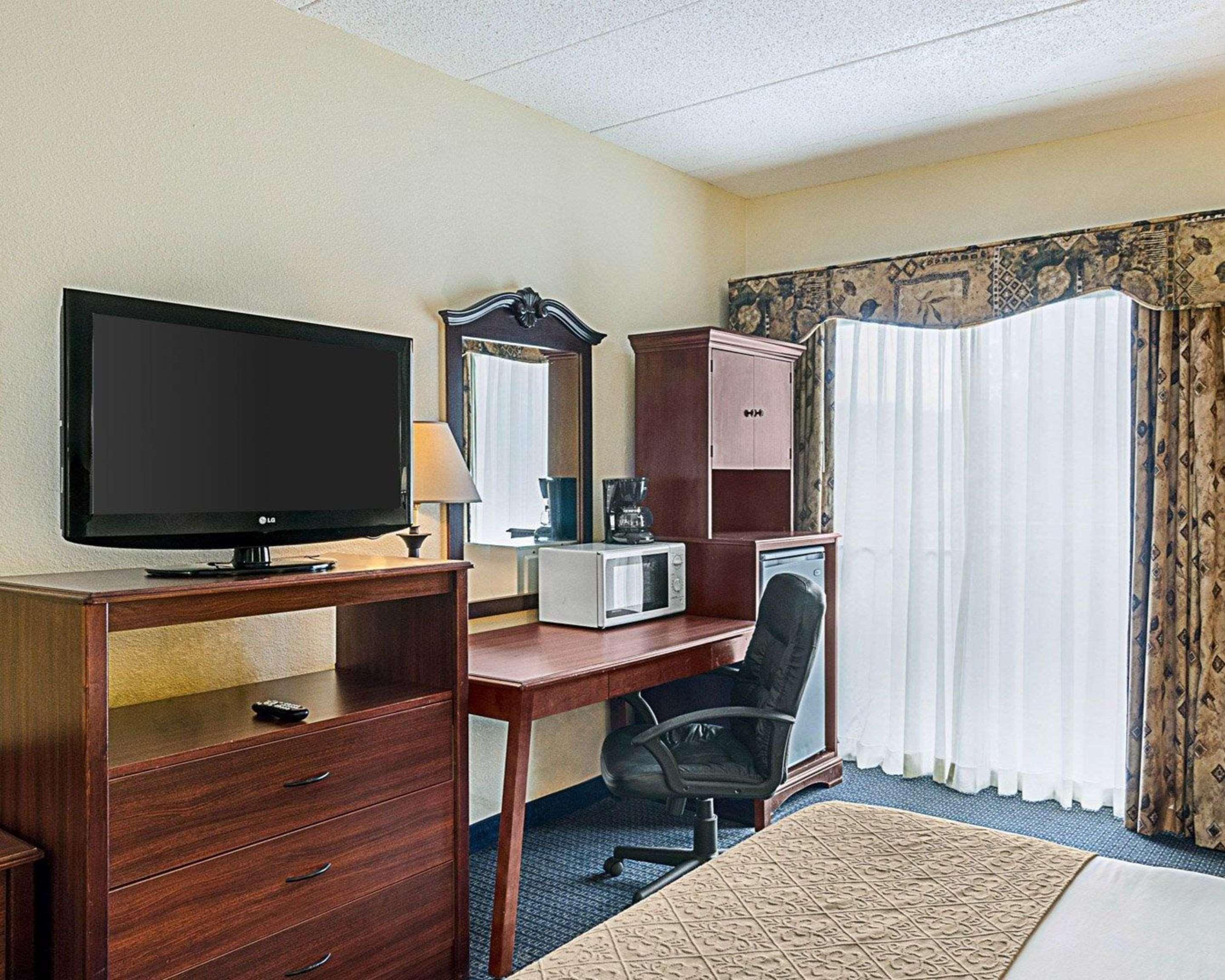 Quality Inn & Suites Worcester Zewnętrze zdjęcie