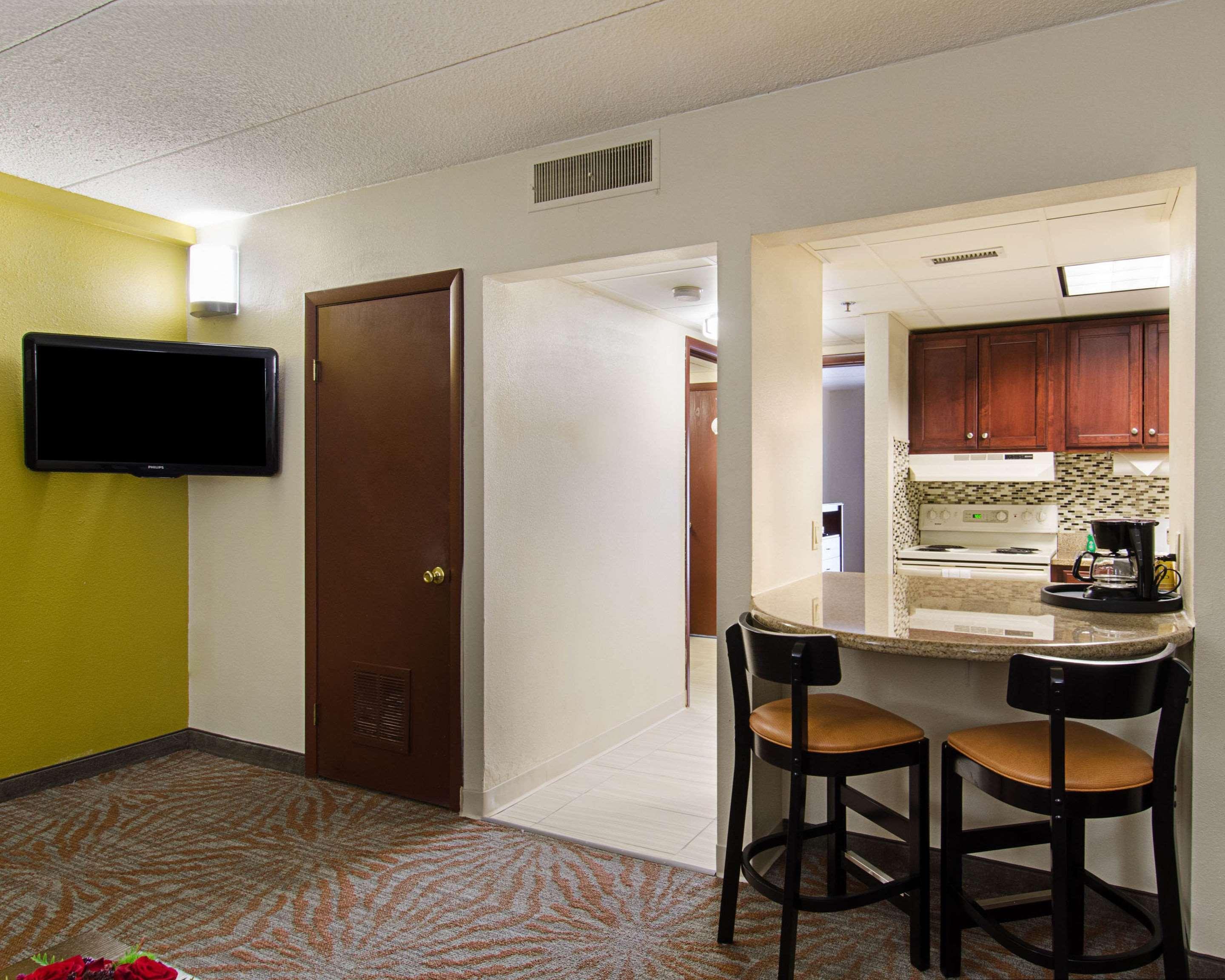 Quality Inn & Suites Worcester Zewnętrze zdjęcie