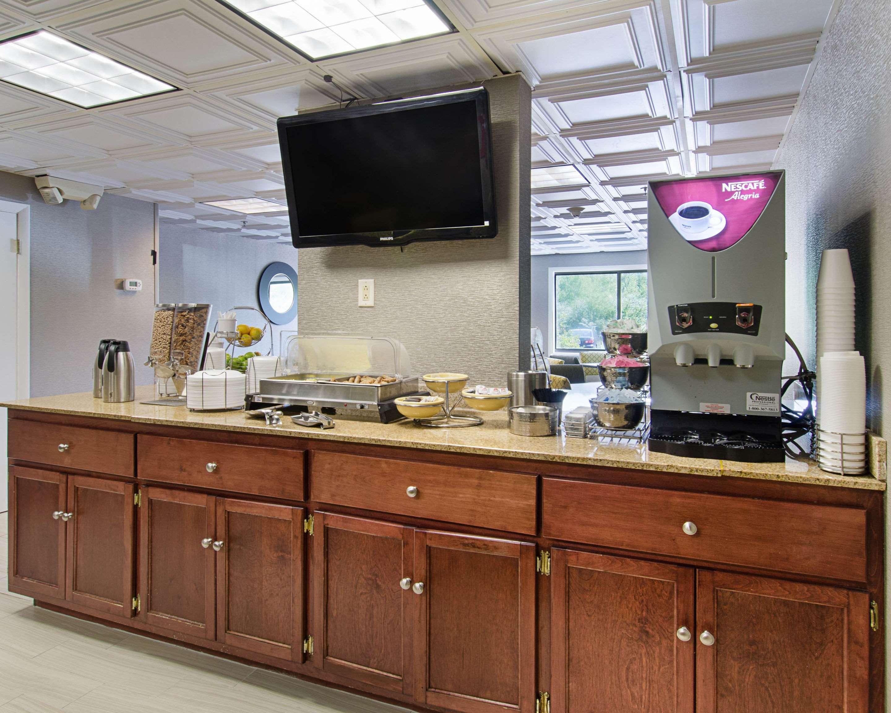 Quality Inn & Suites Worcester Zewnętrze zdjęcie